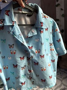 Butterfly top