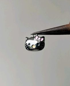 HELLO KITTY PENDANT