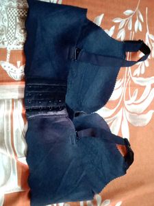 haevy padded Bra 34 to 36 pick 1