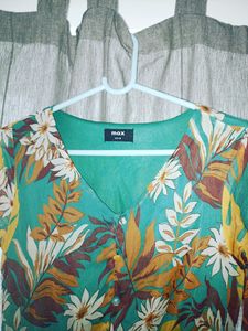 Multicolor Floral Freel Dress From max