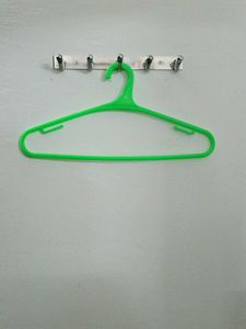 plastic unbreakable Hangers