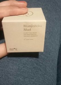 82°E Manjishtha Face Mask