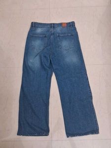 Scratched Wide Leg Baggy Jeans