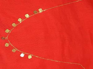 Golden Necklace With Bracelet