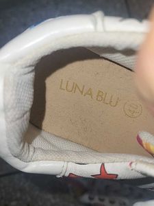 LUNA BLUE WESTSIDE SNEAKERS 40 SIZE.
