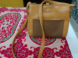 Cross bag from women