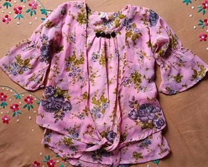 I Want to sell this Pink Knot Top for Girls/Kids