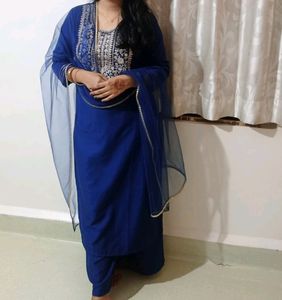 ✨Navy Blue Embroidered Kurta Set✨