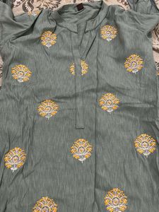 Elegant Embroidered Kurta