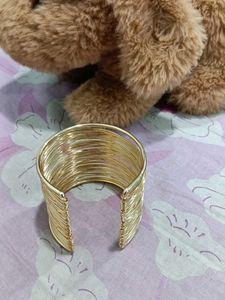 pintresty gold bracelet