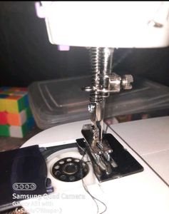 Mini Sewing Machine
