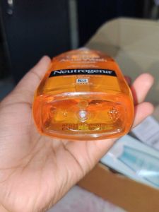 Neutrogena Acne Wash &amp; Bath Gel