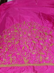 Pink Blouse Pis