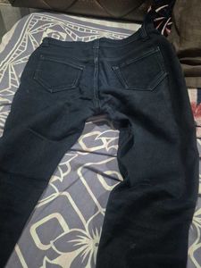 Black Jeans - Classic Style