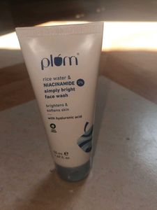 Plum Rice Water And Nicinamide Bright Facewash 😍♥