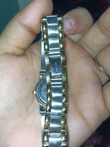 Elegant Ladies Watch