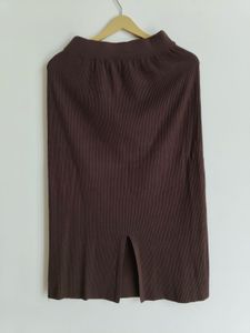 Brown Ribbed Knit Midi Skirt