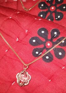 Western Golden Chain &amp; Locket