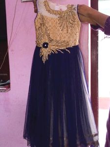 🆕🆕new Gown Neavy Color Look Good All Skin