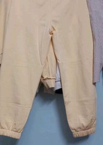 H&amp;M Stylish Yellow Joggers