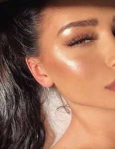 Liquid Highlighter For Aesthetic Shiny Face