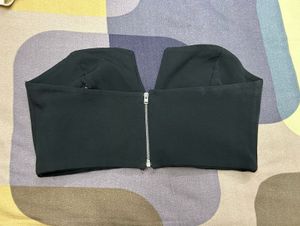 Black Strapless V-Neck Top