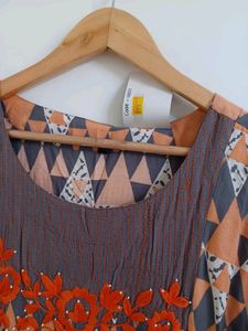 Thread Work Embroidery Kurta