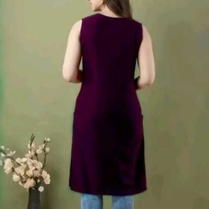 Elegant Sleeveless Kurta