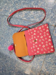 30₹ Off Beautiful Pink Colour Sling Bag