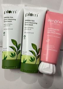Sunscreen Moisturiser Dot&amp;key Dermaco Aqualogica