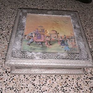 Indian Art Showpiece