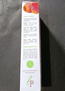 La Pink Ideal Bright Face Wash