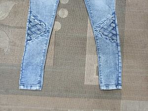 D@20 Size-28 Slim Jeans