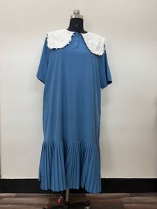 Vintage Dress with White Collar