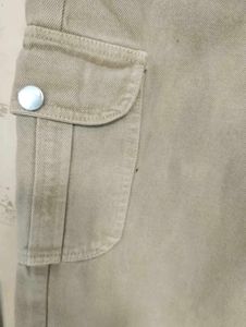 Cargo Pants used with discoloration on pocket