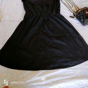 H&amp;M Stylish Black Dress 👗🖤