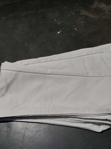 woMen&#39;s Jeans. white 🤍🤍