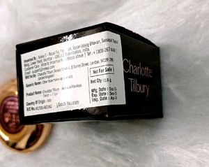 Charlotte Tilbury Micro Compact