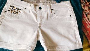 White Hot Shorts/pant
