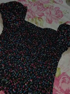 Stretchable Casual Women Crop Top