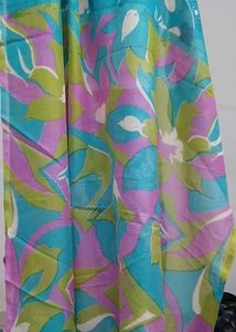 Retro Floral Print Saree