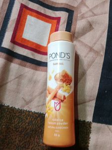 Pond's Sandal Talcum Powder
