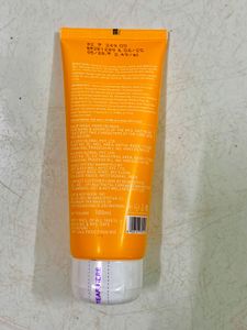 Dot &amp; Key Vitamin C+E Super Bright Gel Facewash