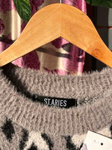 Print Pullover Sweater