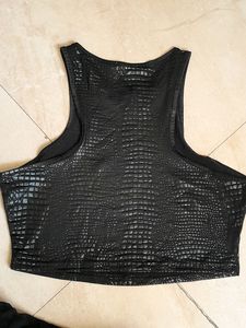 SHEIN Black Detailed Halter Top