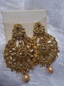 Elegant Gold Earrings