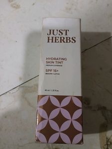 Just Herb Tinted Foundation 0 Porcelain