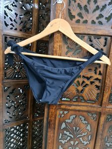 Tie Knot Bikini Panty