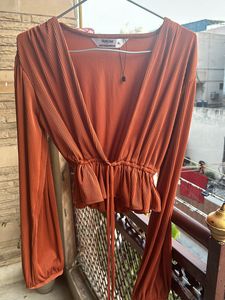 Stylecast X Hersheinbox Puff Sleeves RibbedPeplum