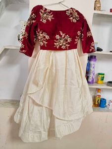 Beautiful Lehnga Choli +Dupatta Dress
